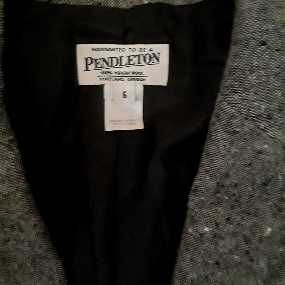 Pendleton Jacket Size 6 - image 2